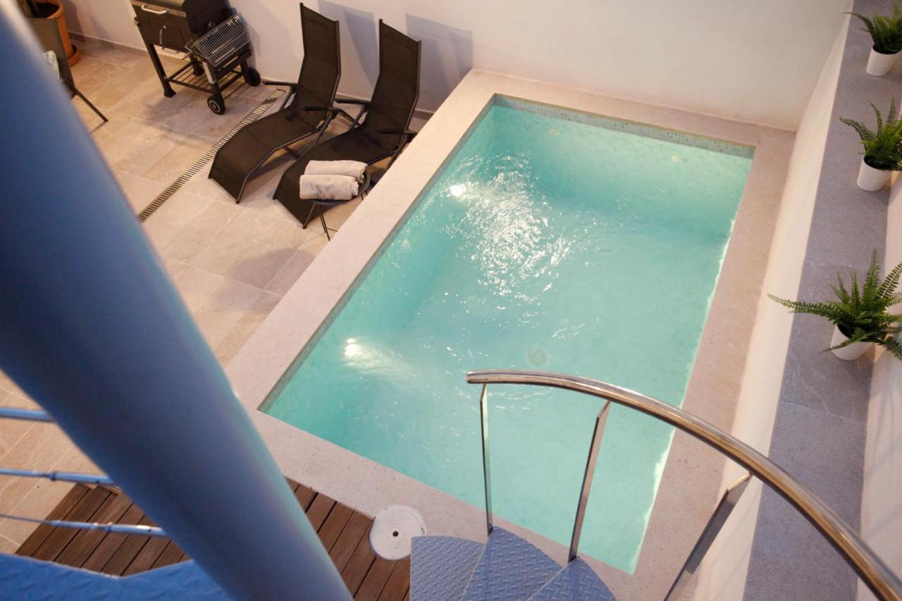 Petit Arta Villa Luaran gambar